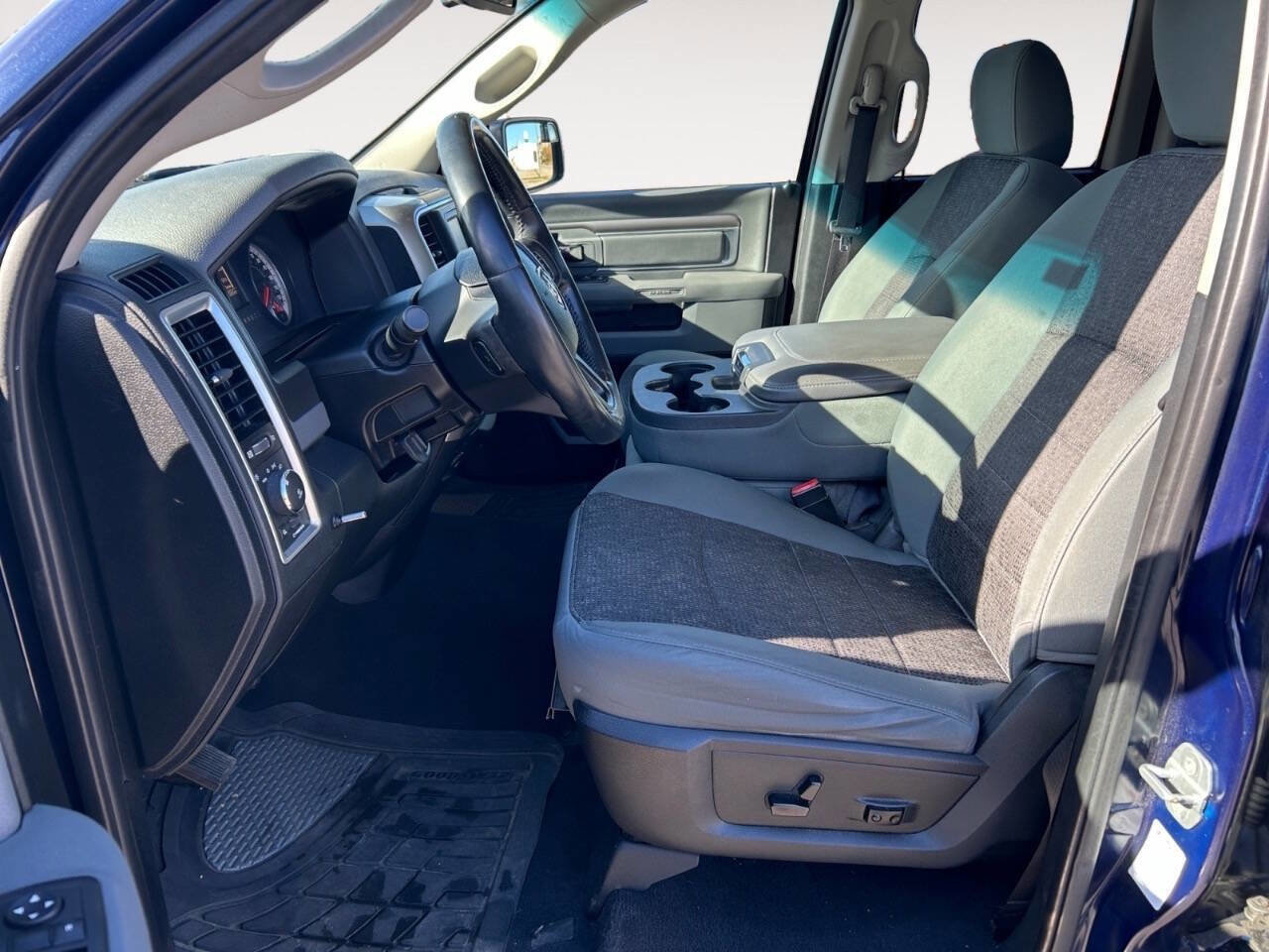 Used 2015 RAM 1500 Big Horn image 11