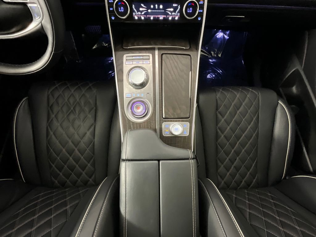 Used 2024 Genesis GV80 3.5T AWD/4WD image 16