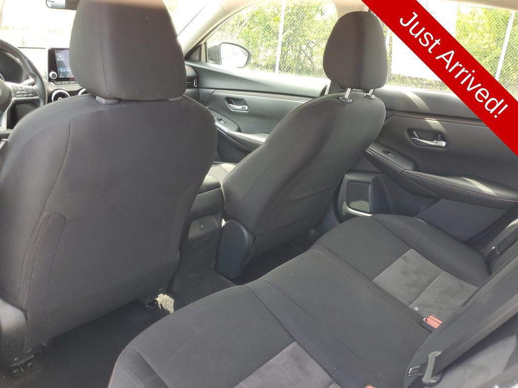 Used 2024 Nissan Sentra SR FWD image 9