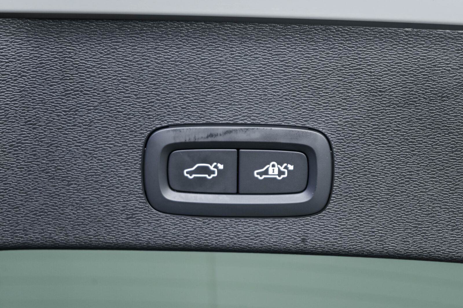 Certified 2024 Volvo C40 Recharge Core w/ Climate Package AWD/4WD image 30