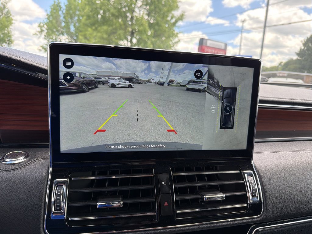 Used 2024 Lincoln Navigator Reserve AWD/4WD image 17