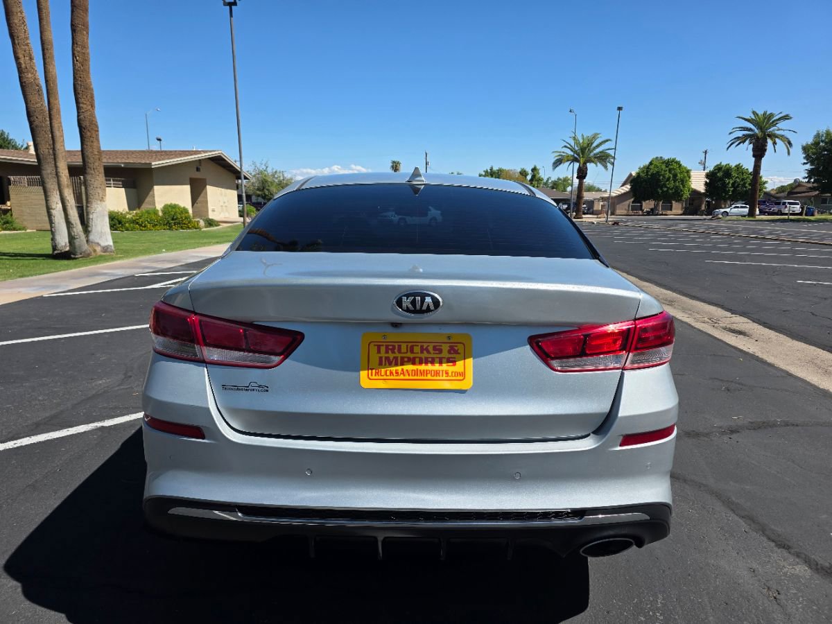 Used 2019 Kia Optima LX image 9