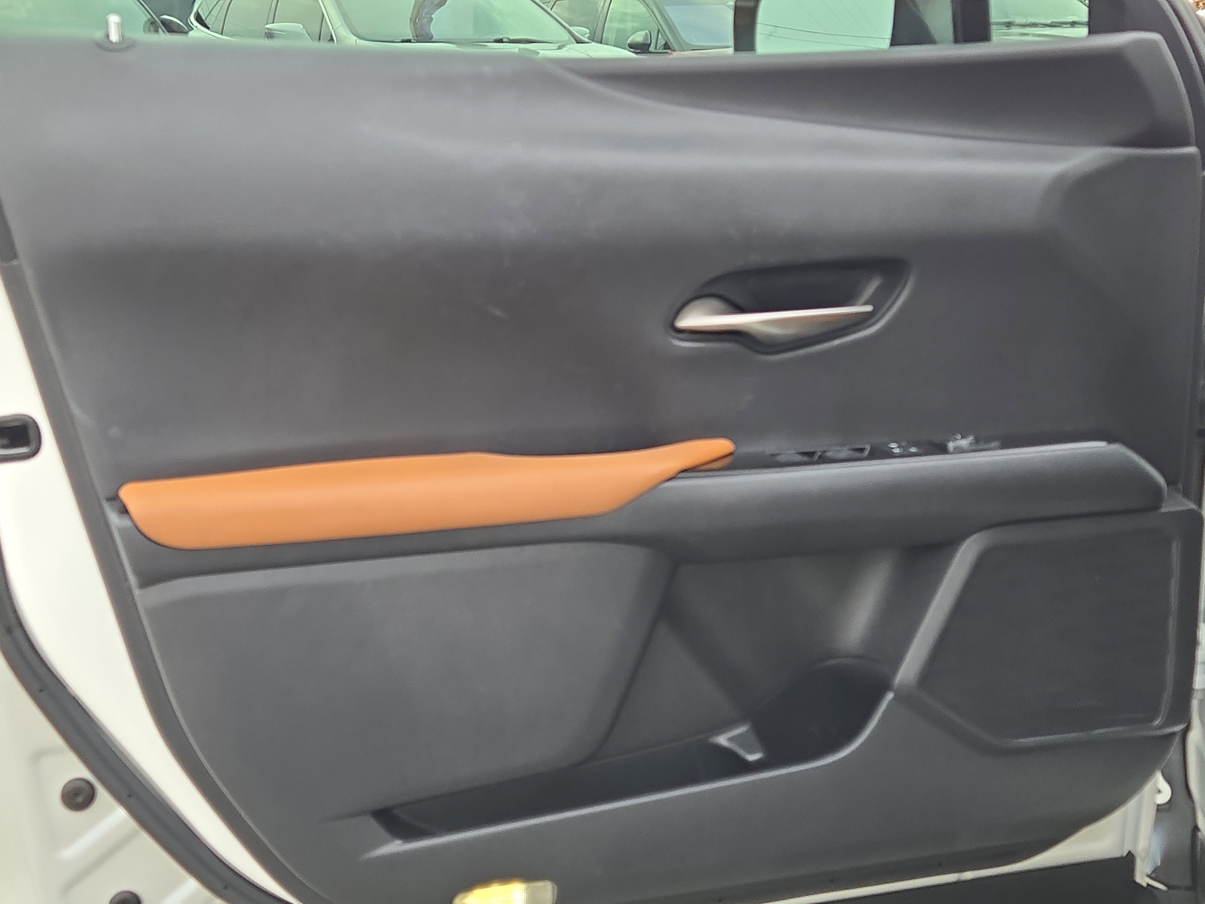 Used 2022 Lexus UX 200 200 Base image 21