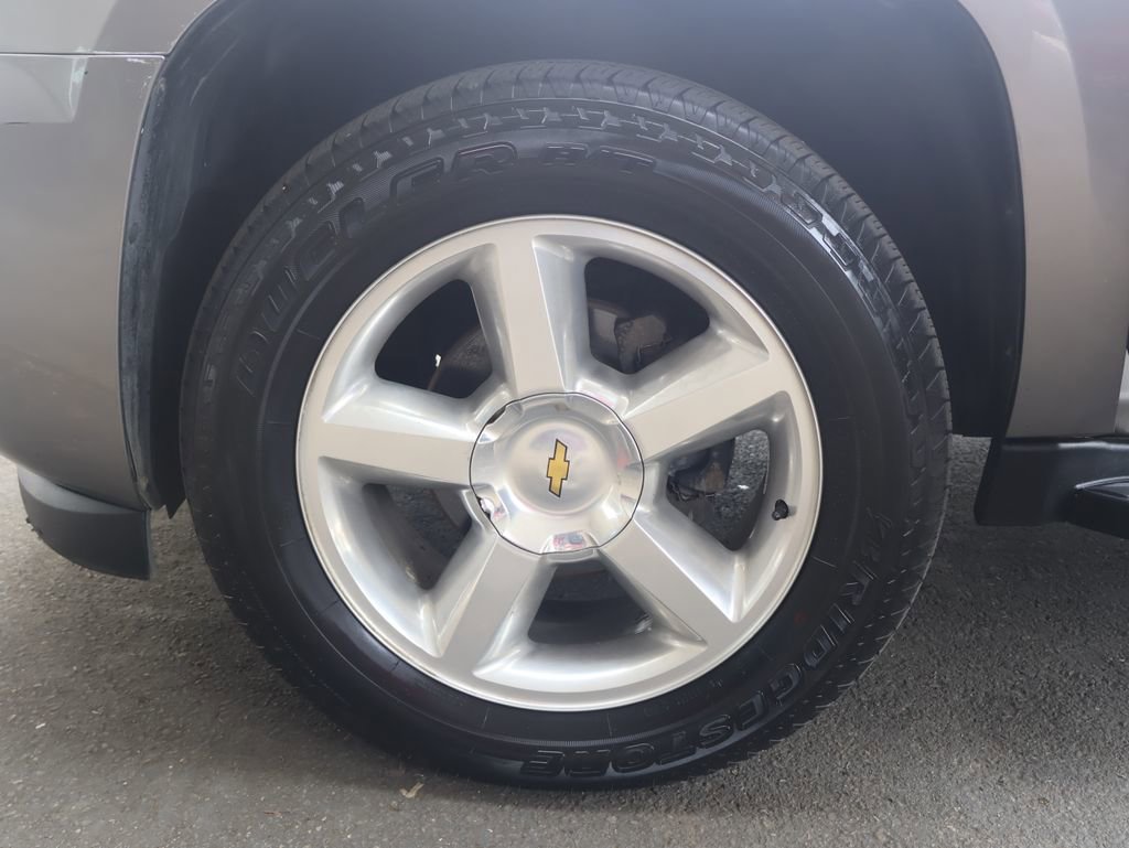 Used 2007 Chevrolet Suburban LT image 38