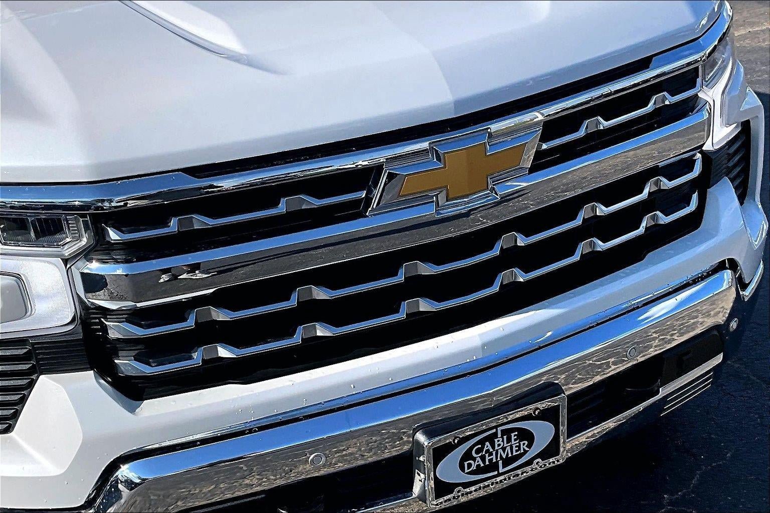 Used 2025 Chevrolet Silverado 1500 LTZ w/ LTZ Premium Package AWD/4WD image 30