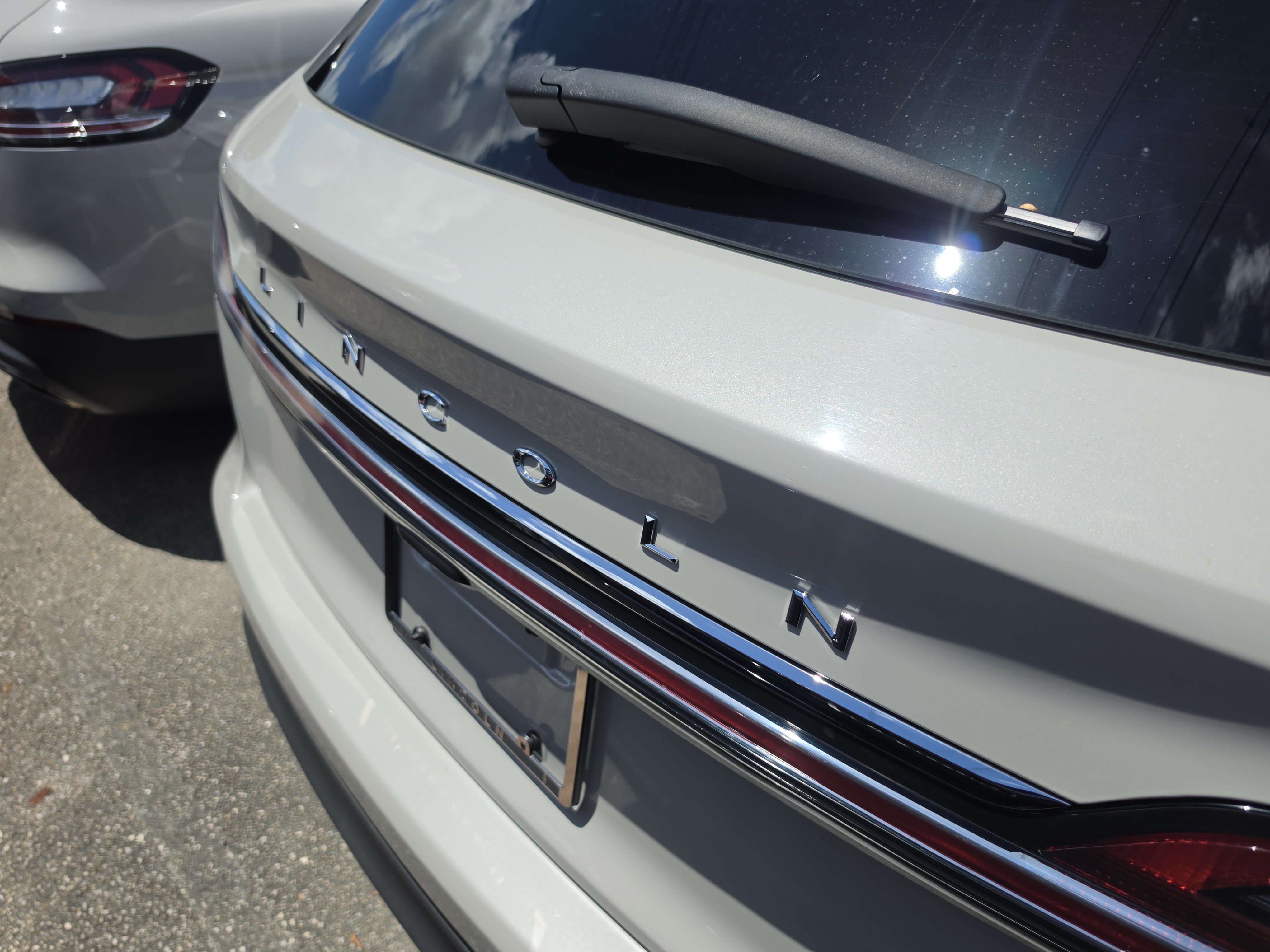 Used 2022 Lincoln Nautilus FWD image 5