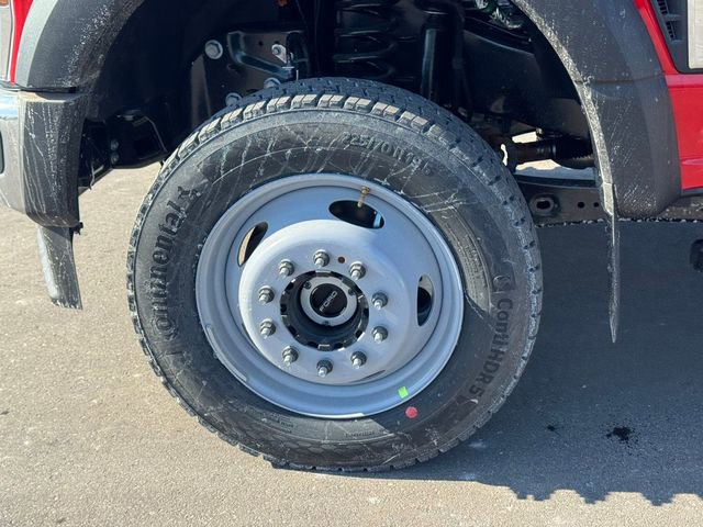 New 2026 Ford F550 4x4 Regular Cab Super Duty image 12