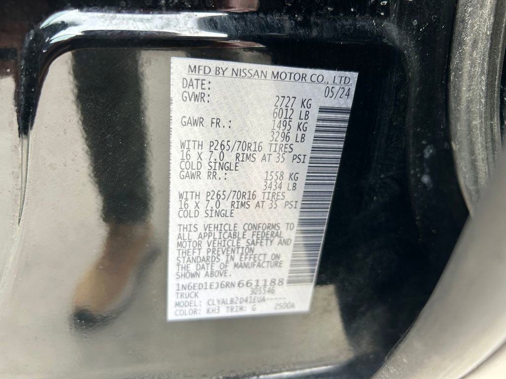 Used 2024 Nissan Frontier SV image 10