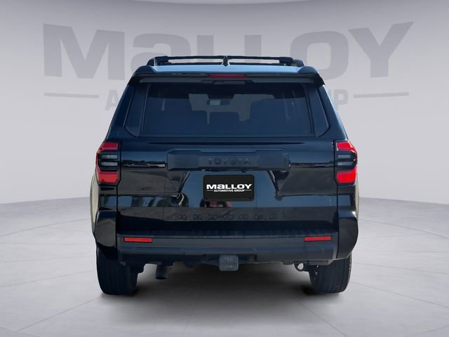 Used 2025 Toyota 4Runner SR5 AWD/4WD image 4