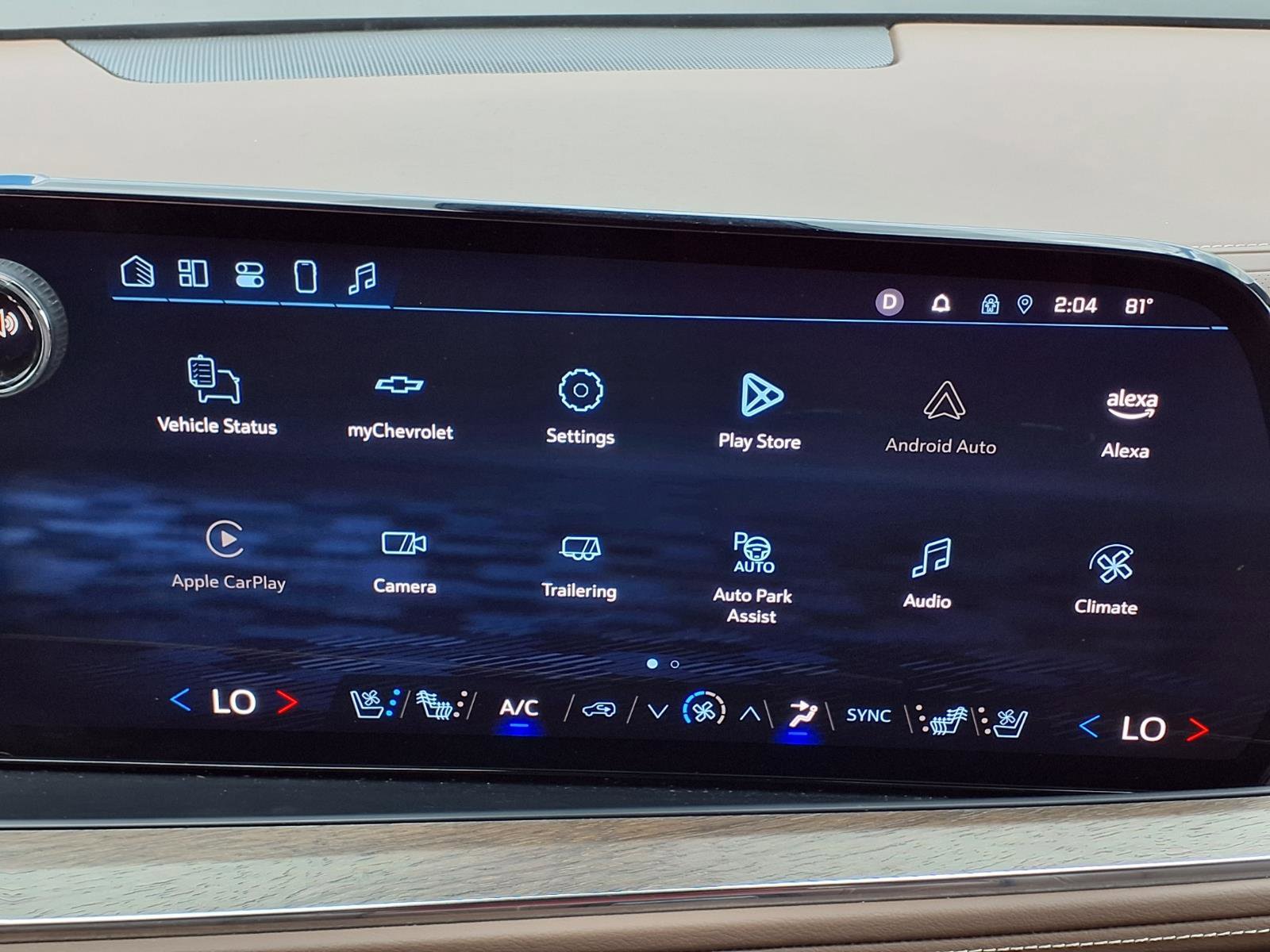 Used 2025 Chevrolet Tahoe High Country AWD/4WD image 25