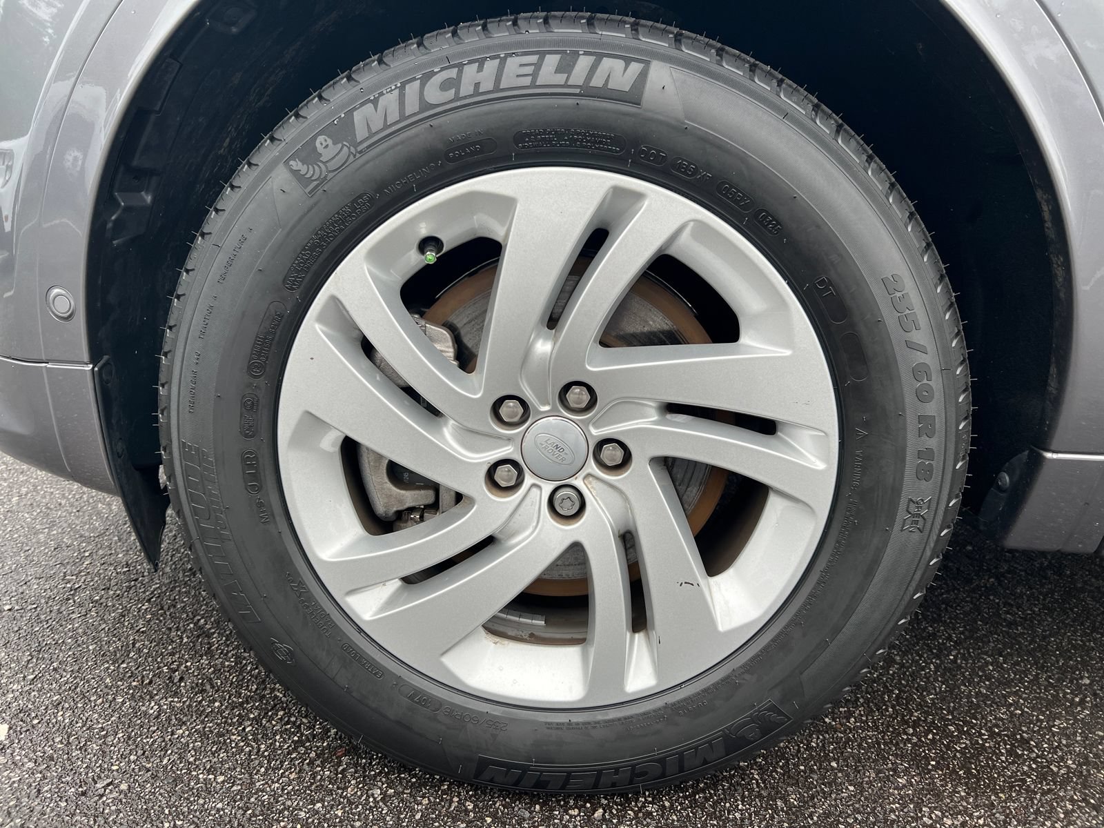 Used 2024 Land Rover Discovery Sport S AWD/4WD image 15