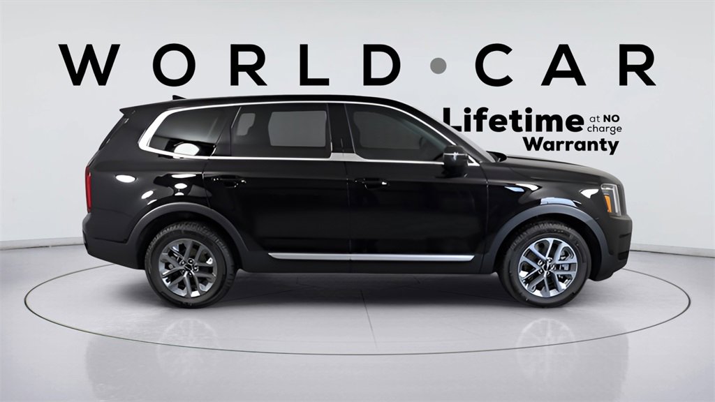 Used 2024 Kia Telluride LX image 8