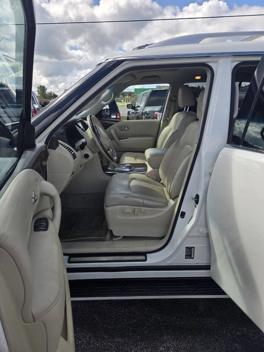 Used 2016 INFINITI QX80 Luxe w/ 22" Wheel Package image 33