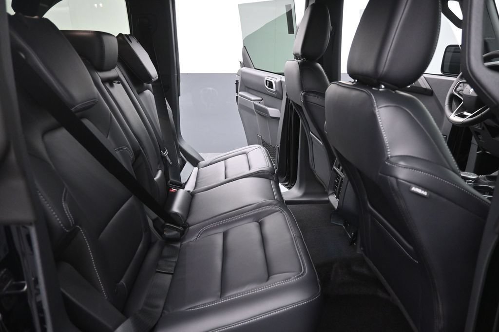 New 2026 Ford Bronco Outer Banks AWD/4WD image 14