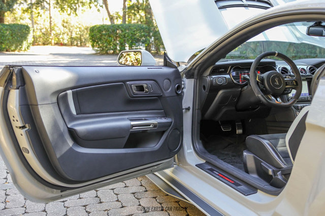 Used 2020 Ford Mustang Shelby GT500 w/ Technology Package image 18