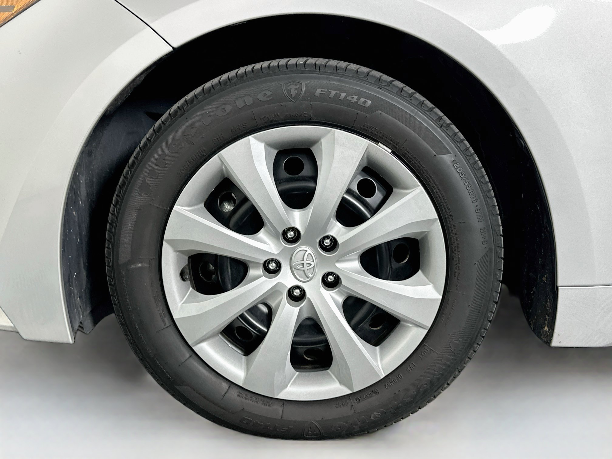 Used 2025 Toyota Corolla LE FWD image 11