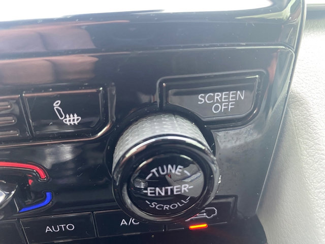 Used 2021 Jeep Grand Cherokee L Summit w/ Luxury Tech Group V image 39