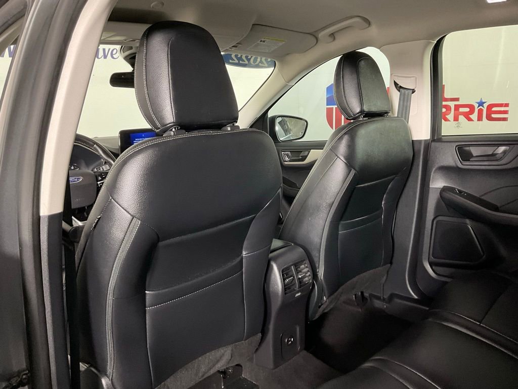 Used 2022 Ford Escape SE w/ Convenience Package FWD image 15