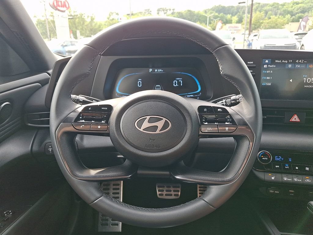 Used 2026 Hyundai Elantra SEL Sport Premium FWD image 21