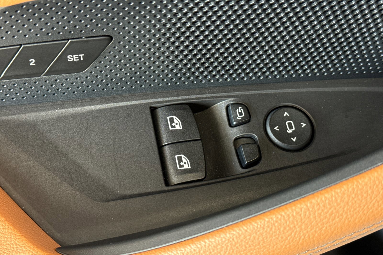 Used 2023 BMW 430i Coupe w/ Convenience Package image 13