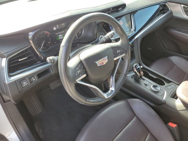 Used 2023 Cadillac XT6 Premium Luxury FWD image 17