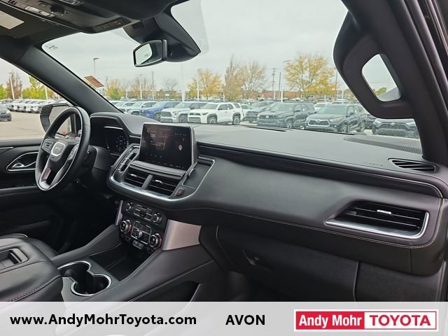 Used 2024 GMC Yukon SLT image 35