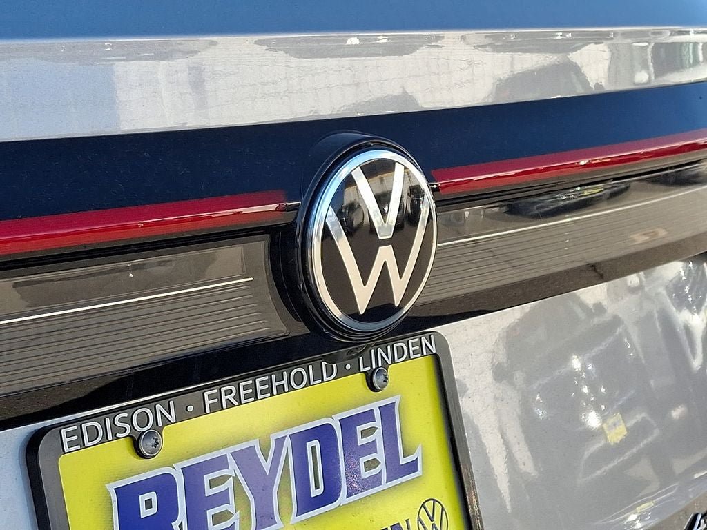 New 2026 Volkswagen Taos SEL AWD/4WD image 15