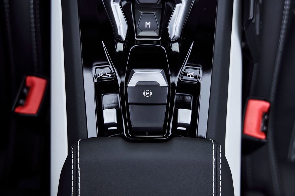 Used 2024 Lamborghini Huracan EVO image 57