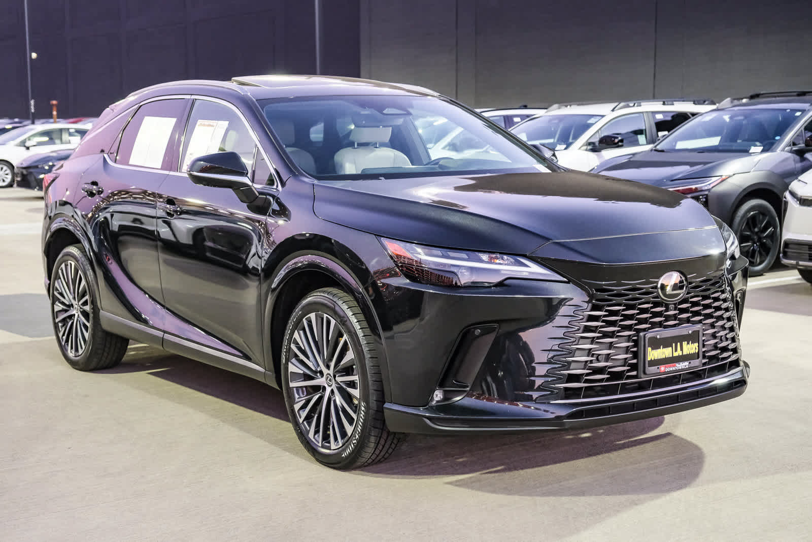 Used 2024 Lexus RX 350 Premium Plus w/ Accessory Package (Z1) FWD image 2