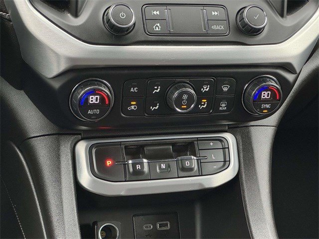 Used 2020 GMC Acadia SLE image 19