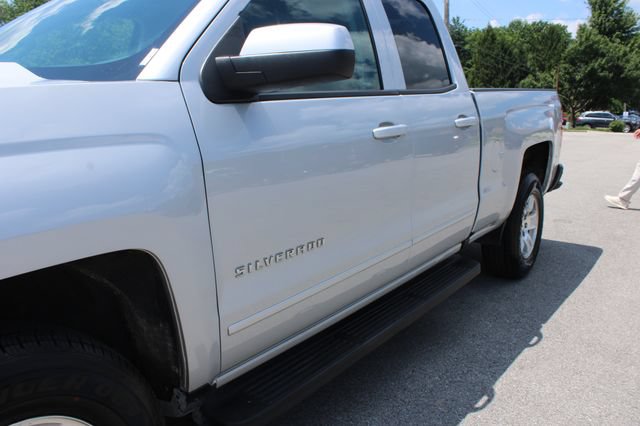 Used 2018 Chevrolet Silverado 1500 LT w/ All Star Edition AWD/4WD image 43