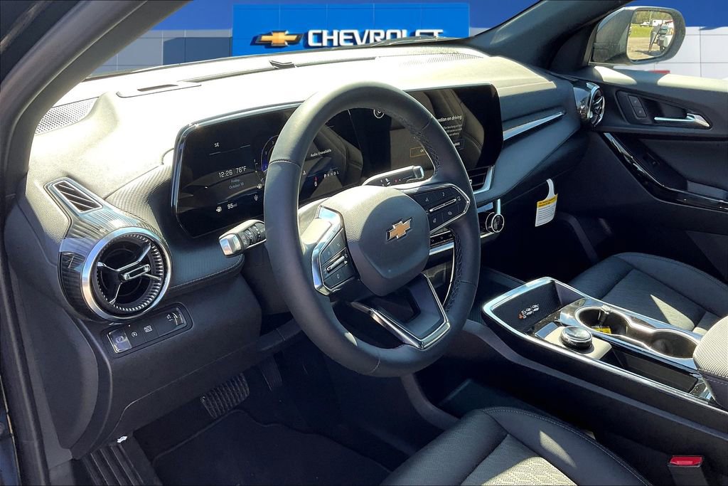 New 2026 Chevrolet Equinox LT w/ Convenience Package II image 7