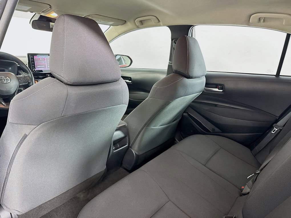 Used 2021 Toyota Corolla LE FWD image 34