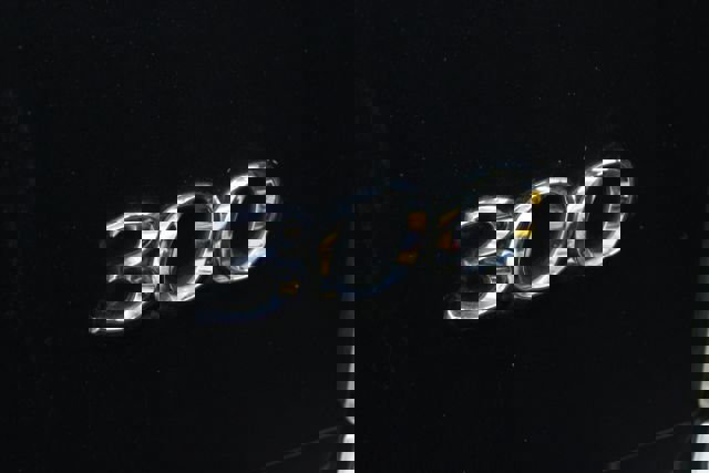 Used 2014 Chrysler 300 Touring w/ Quick Order Package 22F RWD image 7