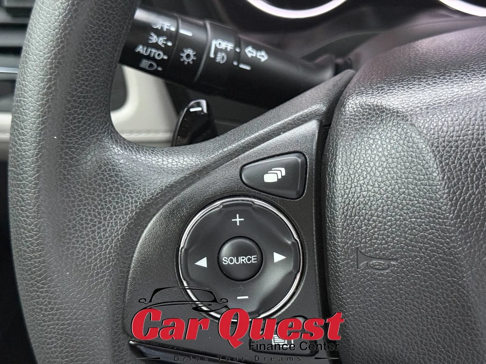 Used 2017 Honda HR-V EX image 30