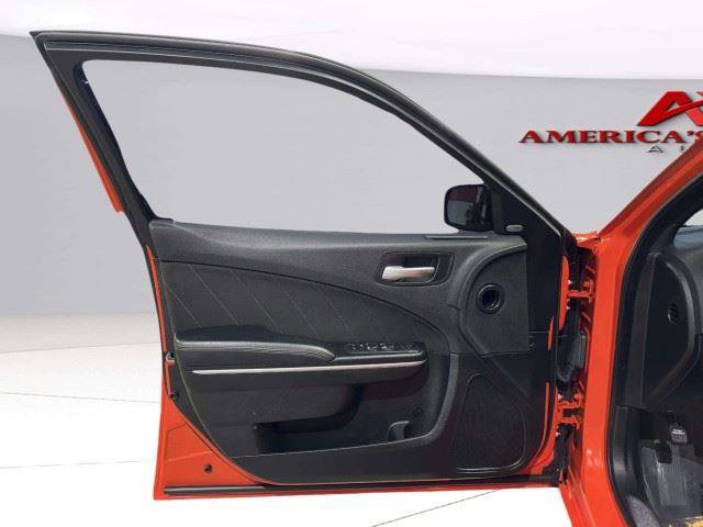 Used 2022 Dodge Charger SXT AWD/4WD image 18