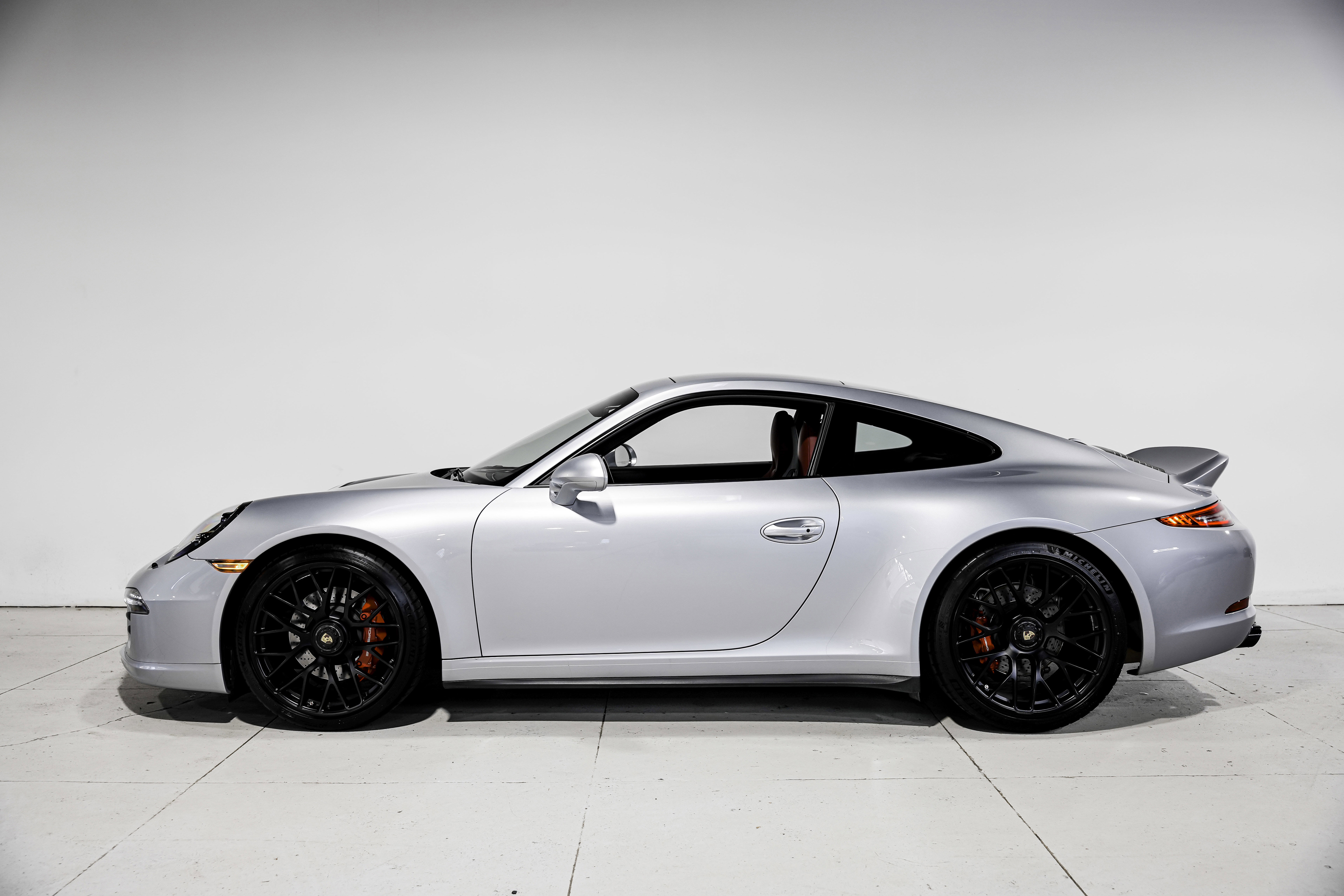 Used 2016 Porsche 911 Carrera GTS image 7