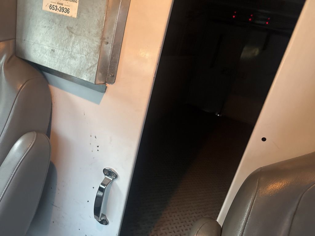 Used 2016 Ford E-350 and Econoline 350 Super Duty w/ Power Windows & Locks Group image 48