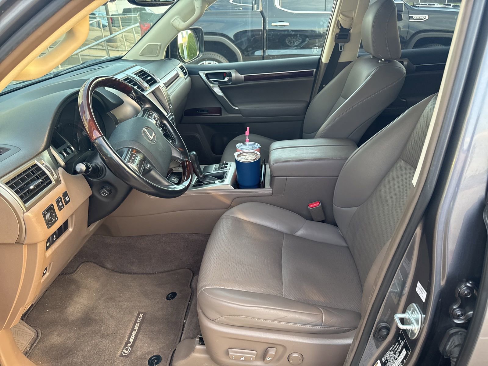 Used 2019 Lexus GX 460 Premium image 12