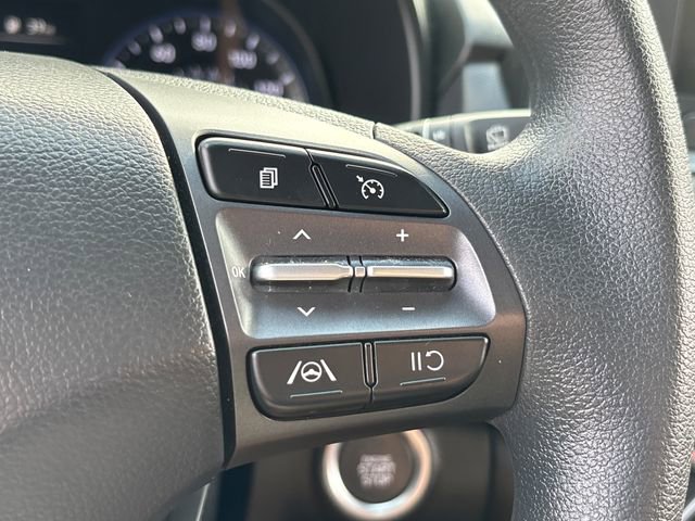 Used 2023 Hyundai Kona SEL image 17