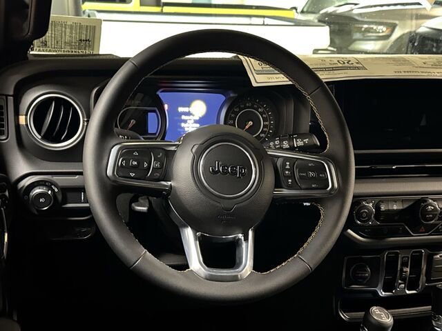 New 2024 Jeep Wrangler Sahara w/ Technology Group AWD/4WD image 6