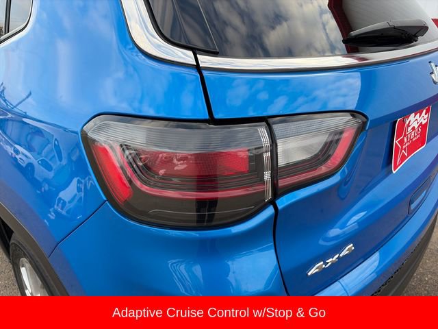 Used 2022 Jeep Compass Latitude w/ Sun and Sound Group image 18