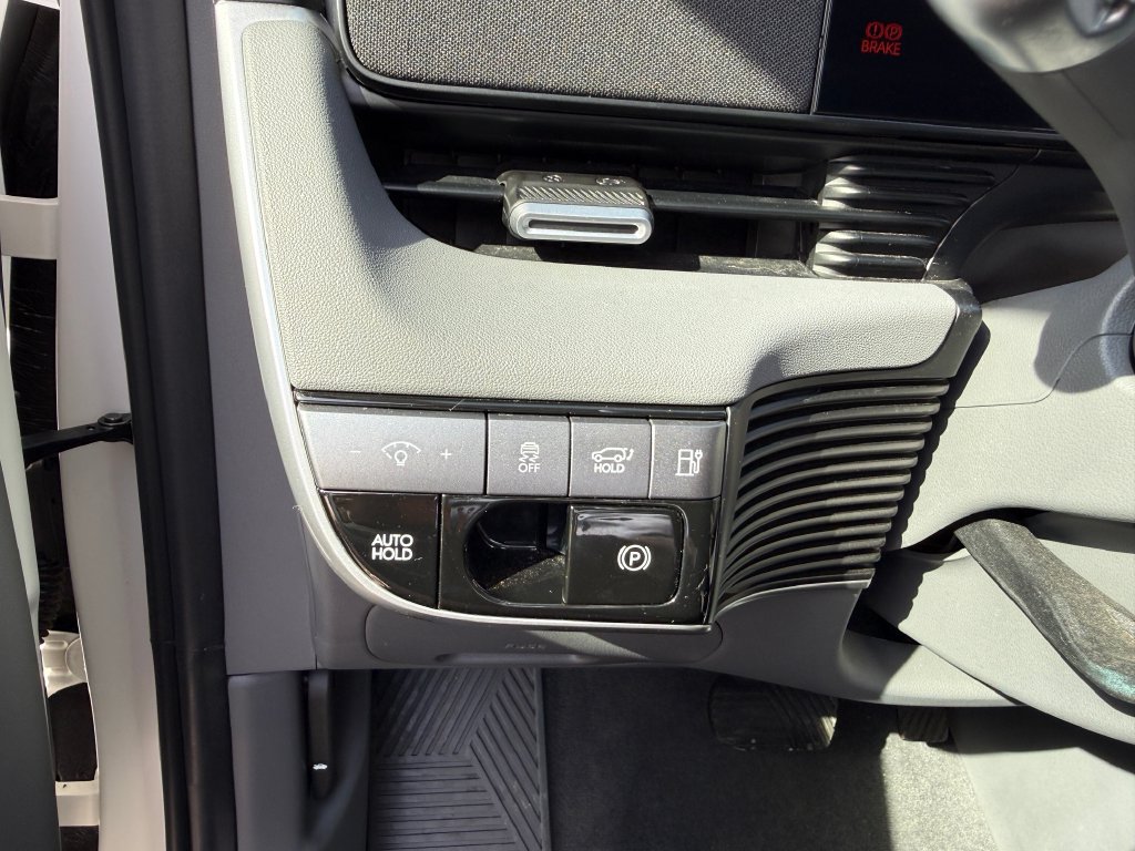 Used 2025 Hyundai Ioniq 5 SEL RWD image 19