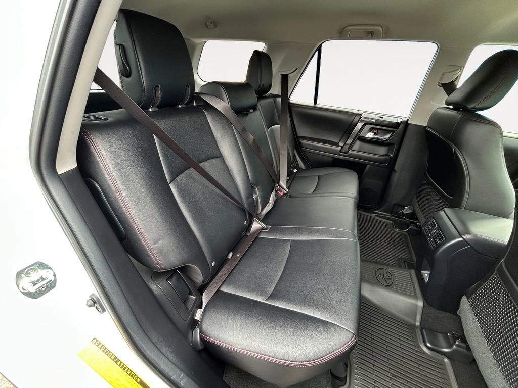 Used 2024 Toyota 4Runner TRD Off-Road Premium image 11