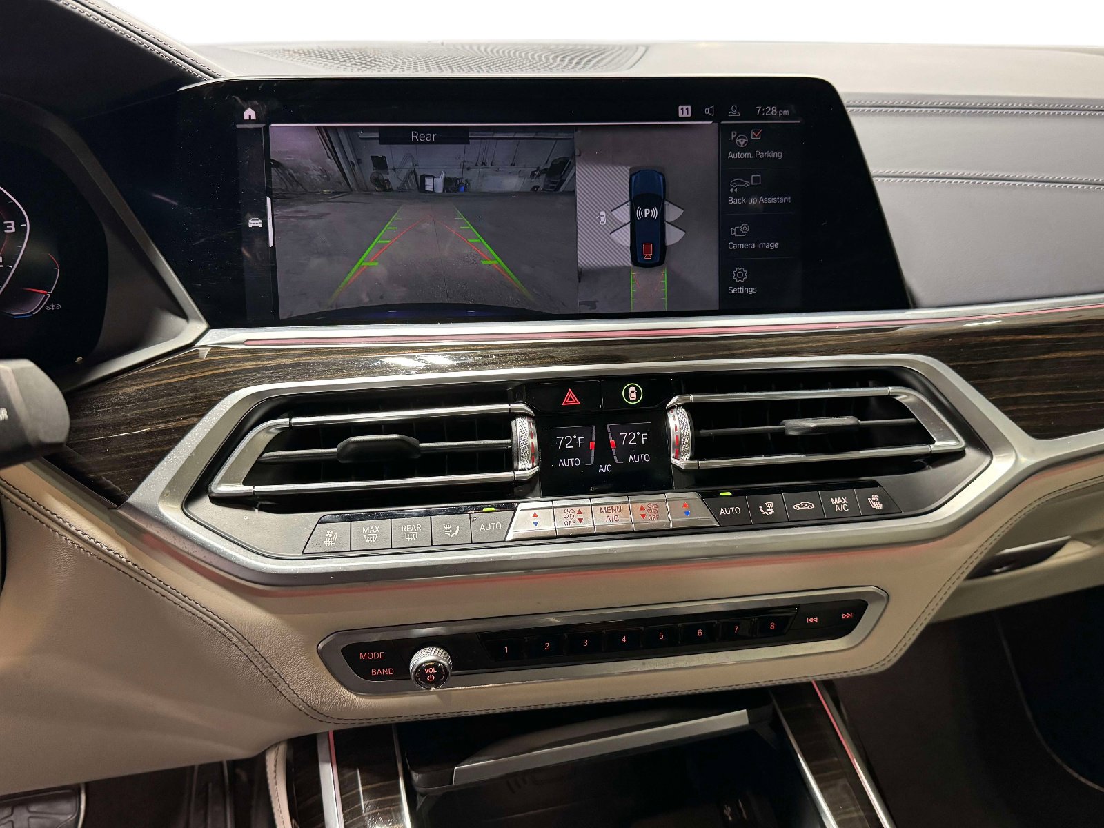 Used 2020 BMW X7 M50i image 27