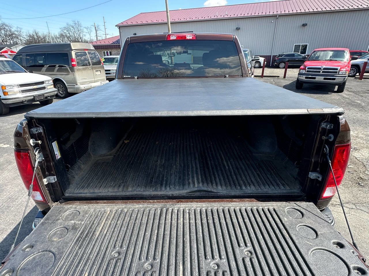 Used 2015 RAM 1500 ST w/ SXT Appearance Group image 5