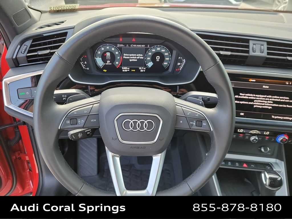 Certified 2025 Audi Q3 2.0T Premium w/ Convenience Package AWD/4WD image 15