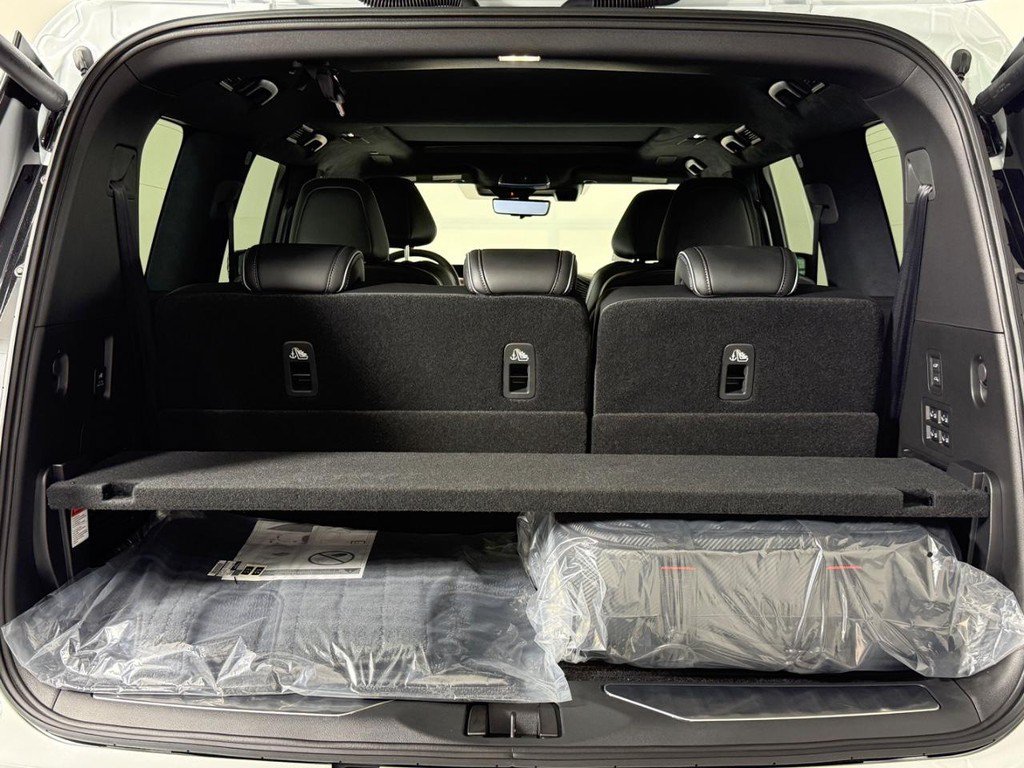 New 2027 INFINITI QX80 Autograph w/ Premium Cargo Package AWD/4WD image 5