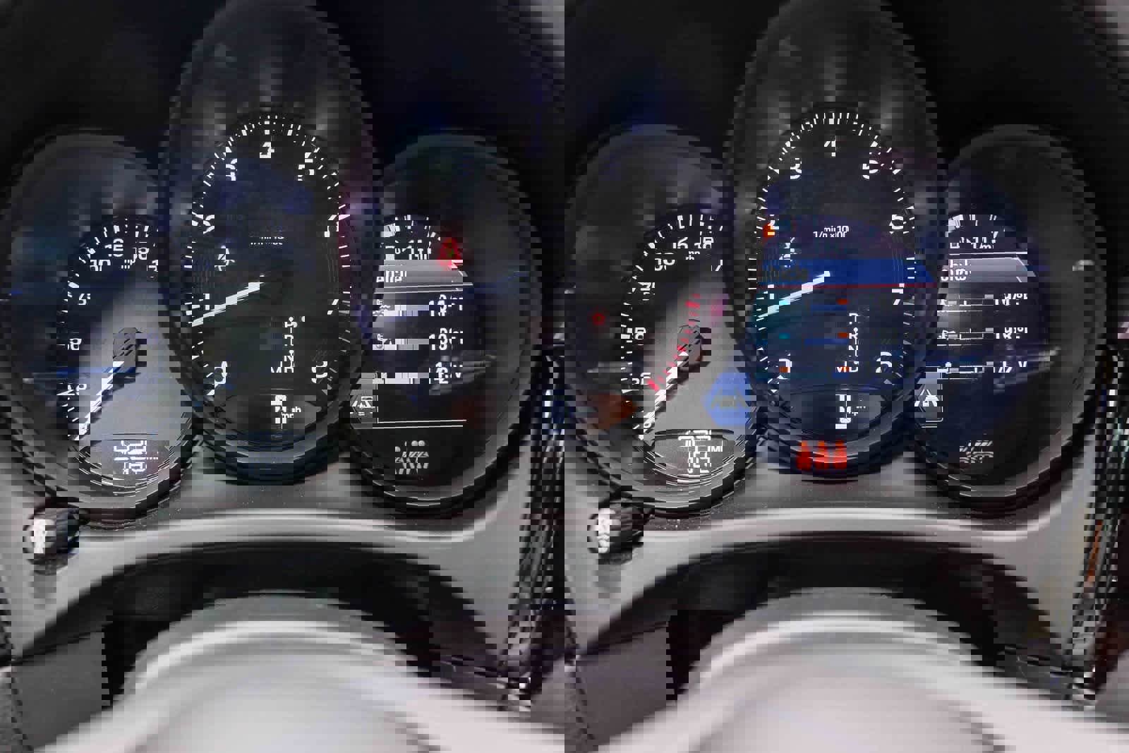 Used 2024 Porsche Macan image 24