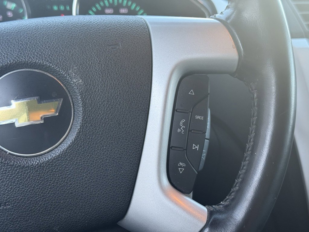 Used 2012 Chevrolet Traverse LT image 16